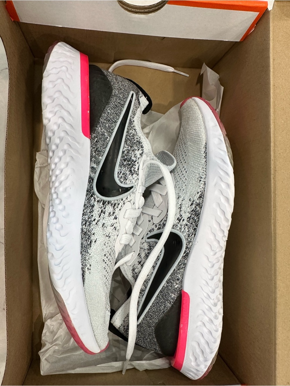 Nike Women's Size 8 White, Black & Pink Epic React Running Shoes